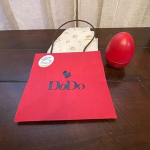 DoDo Pomelloto 25th anniversary shopping bag and egg ring holder